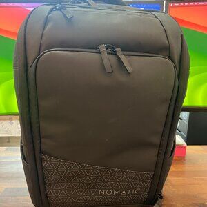 Nomatic 20L-30L Backpack